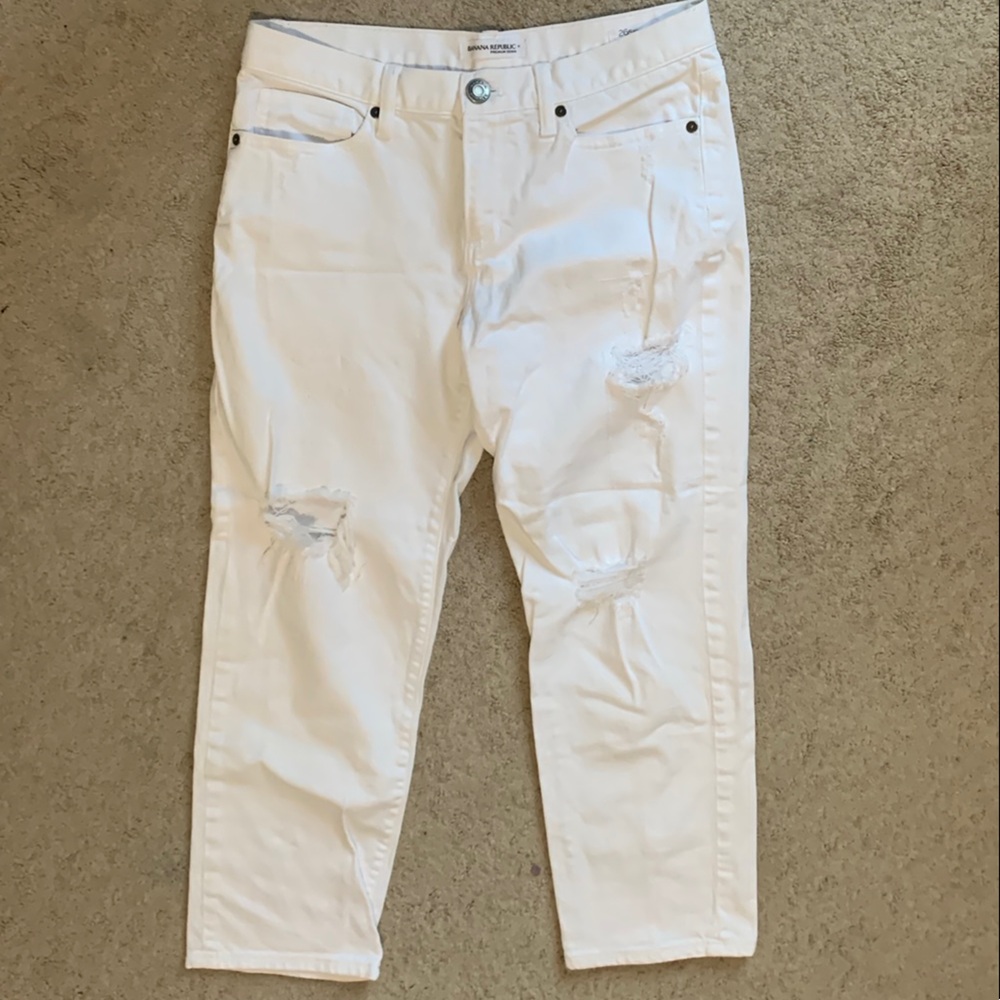 Banana Republic White Distressed 26S Boyfriend Jeans